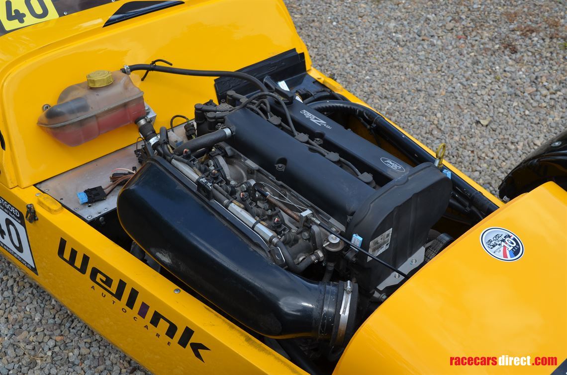 westfield-cup-race-car