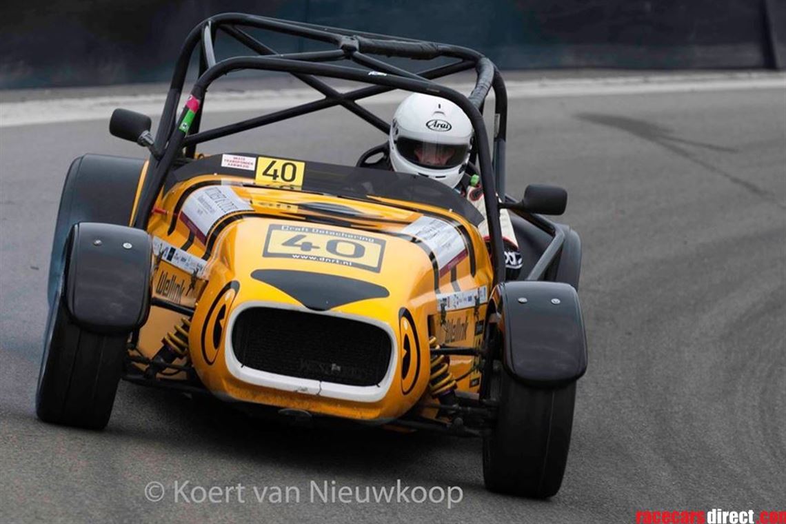 westfield-cup-race-car