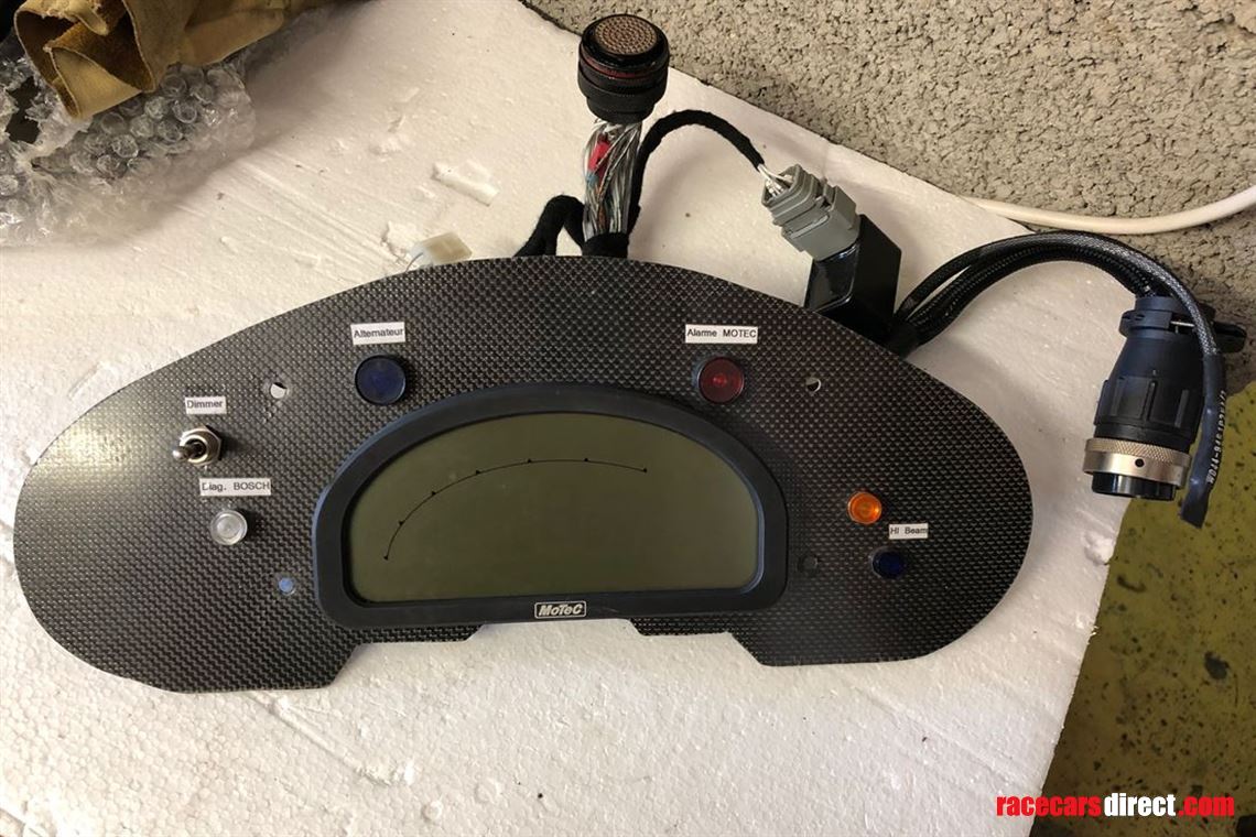 motec-adl2-from-porsche-997-cup