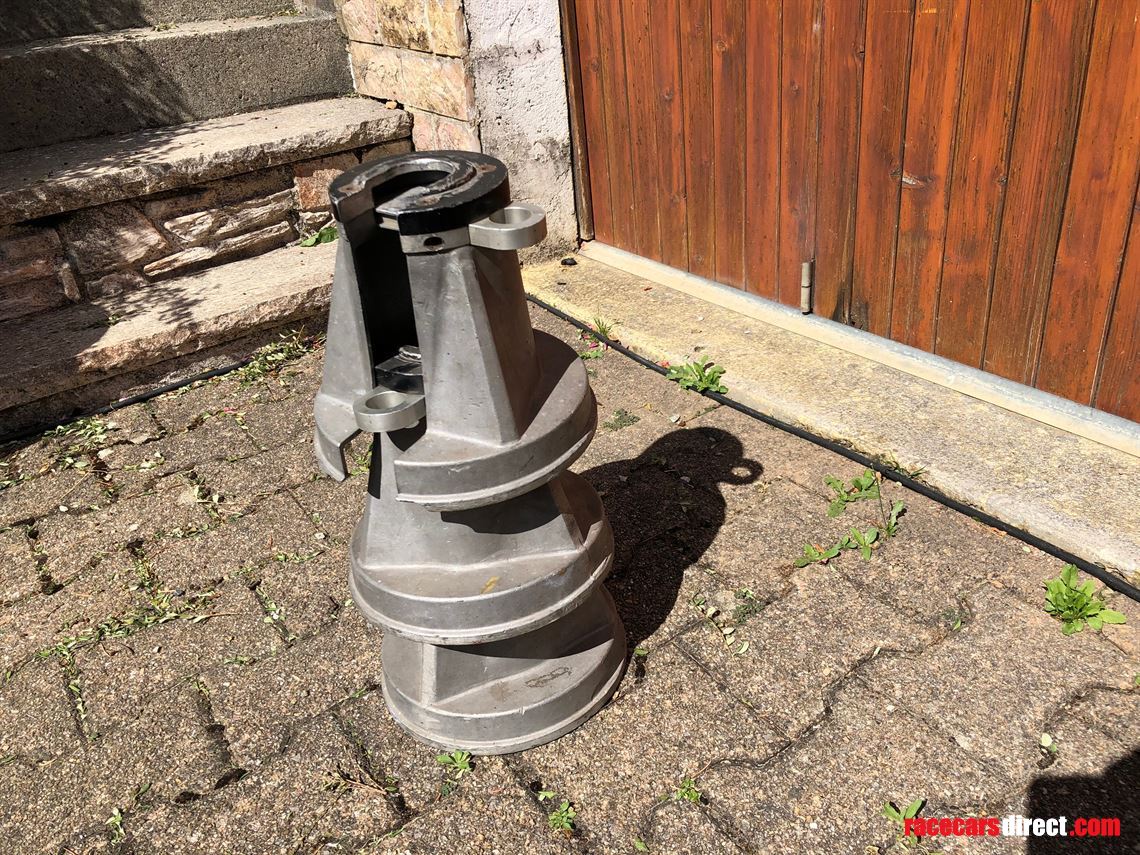 porsche-997-cup-jack-stands