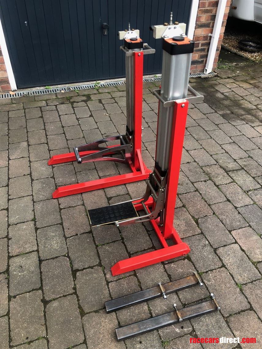 single-seater-air-lifts