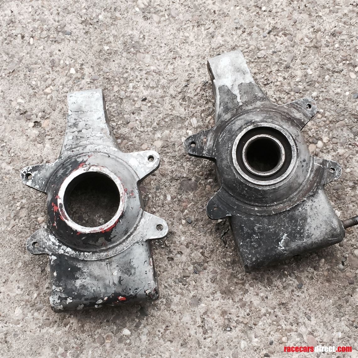 pair-vandiemen-alloy-uprights--