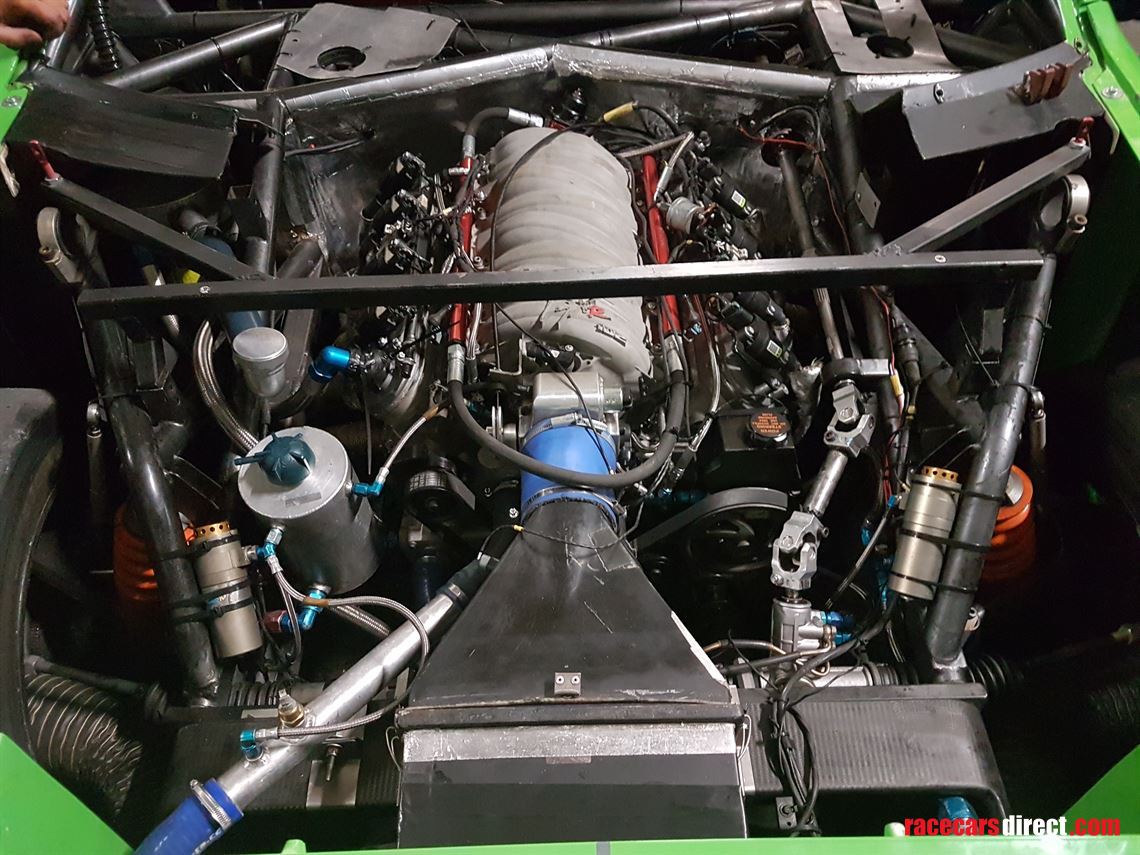 v8-star-with-audi-a6-silhouette-660-hp-740-ne