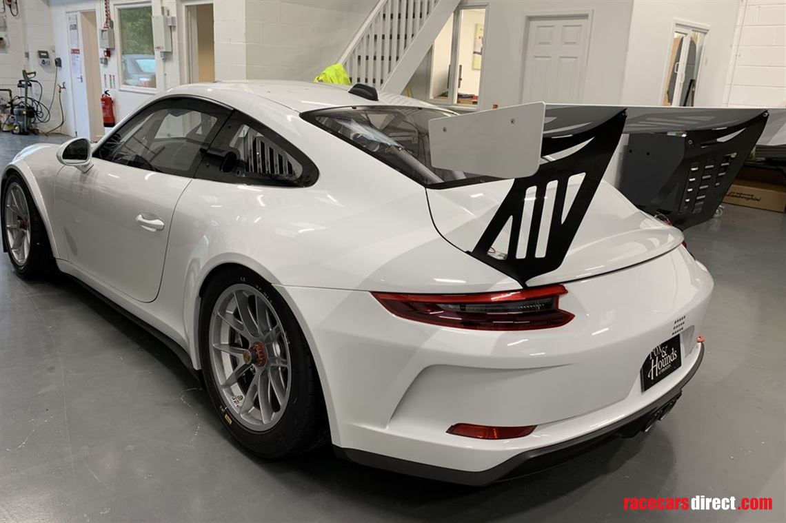 porsche-9912-cup-2018-2709km-with-bosch-m5-ab