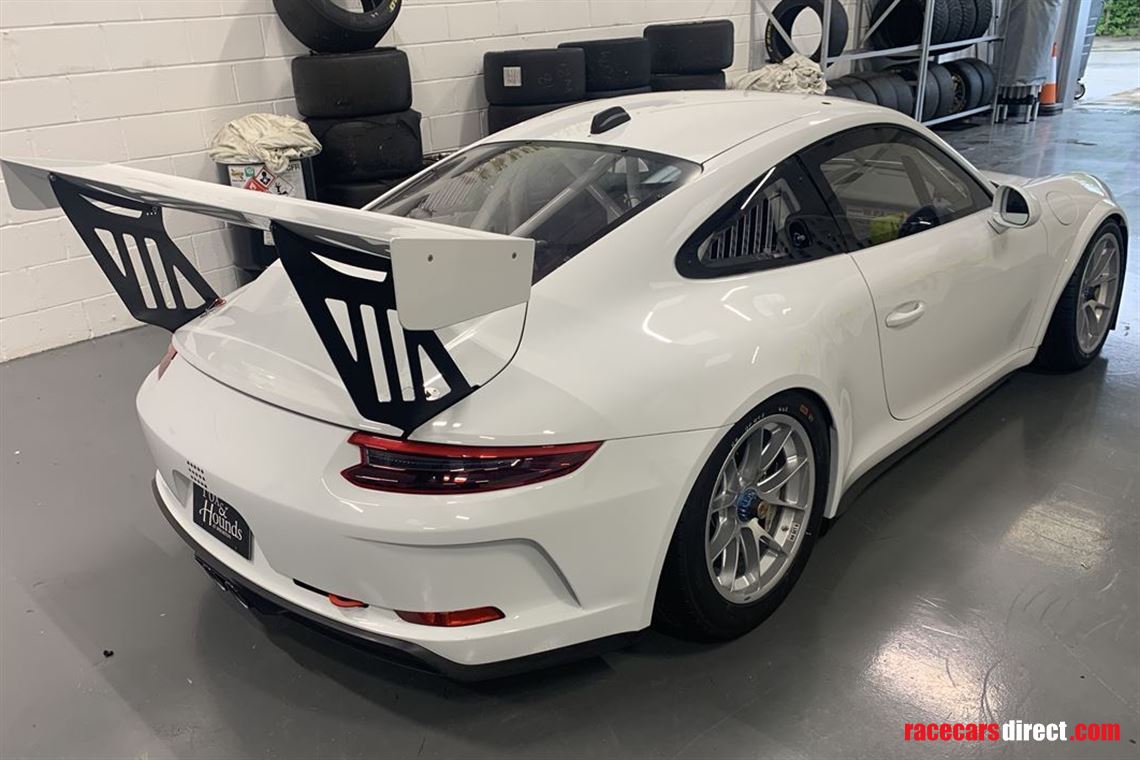 porsche-9912-cup-2018-2709km-with-bosch-m5-ab