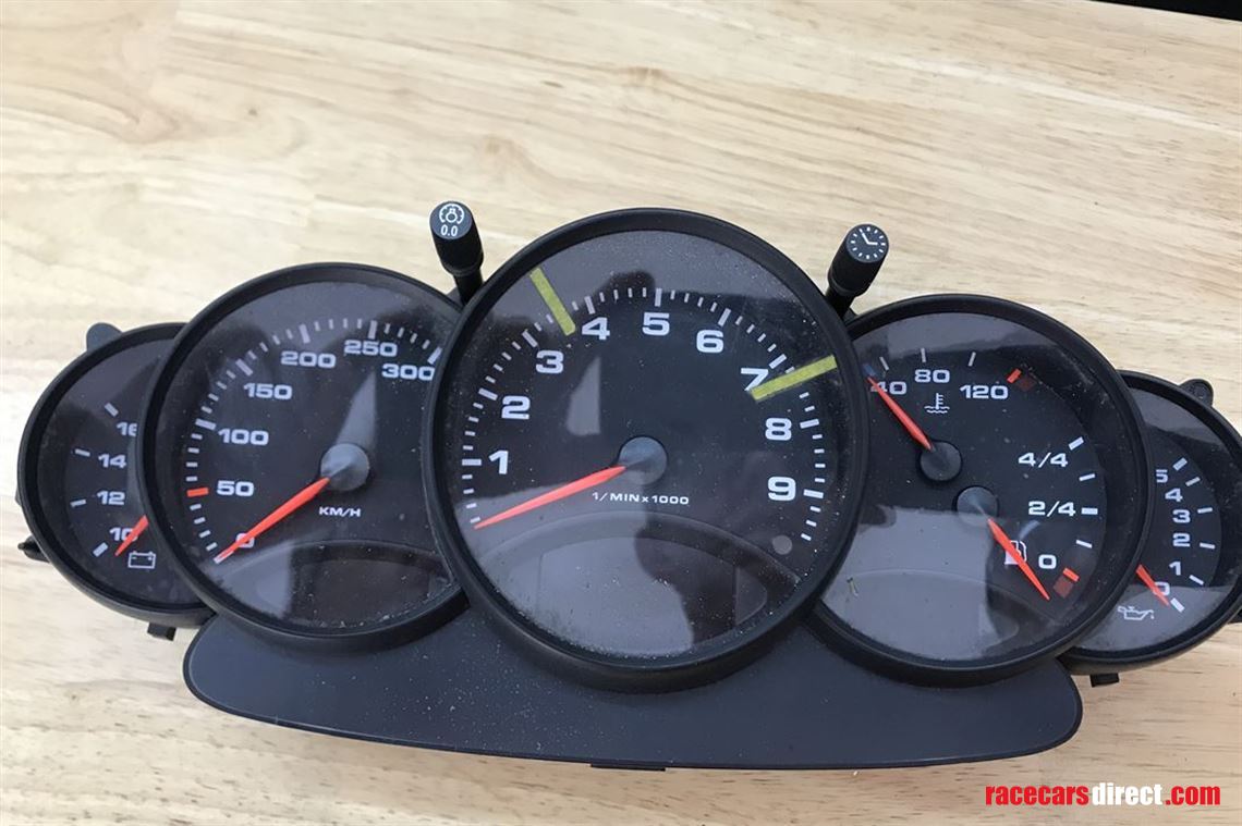 porsche-cup-996gt3-cup-car-dash