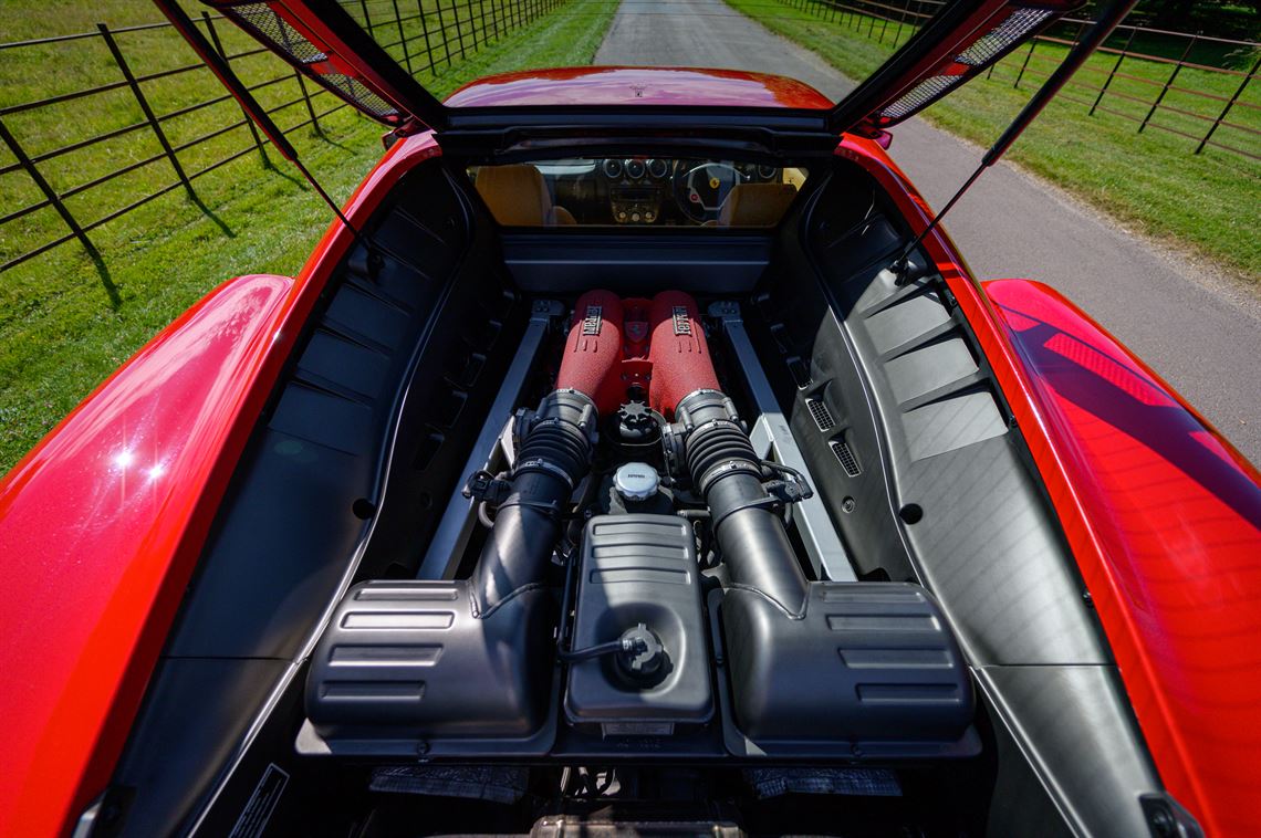 ferrari-430-manual-coupe-2005-rhd