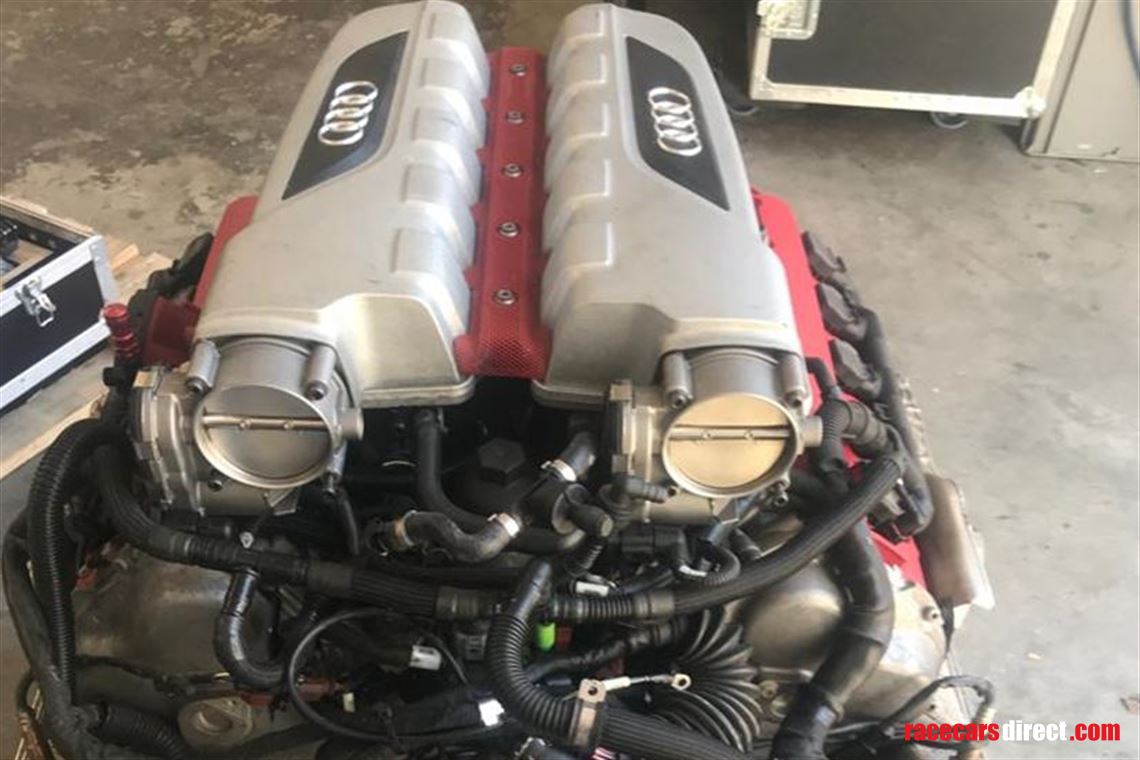 engine-audi-r8-gt3-lms