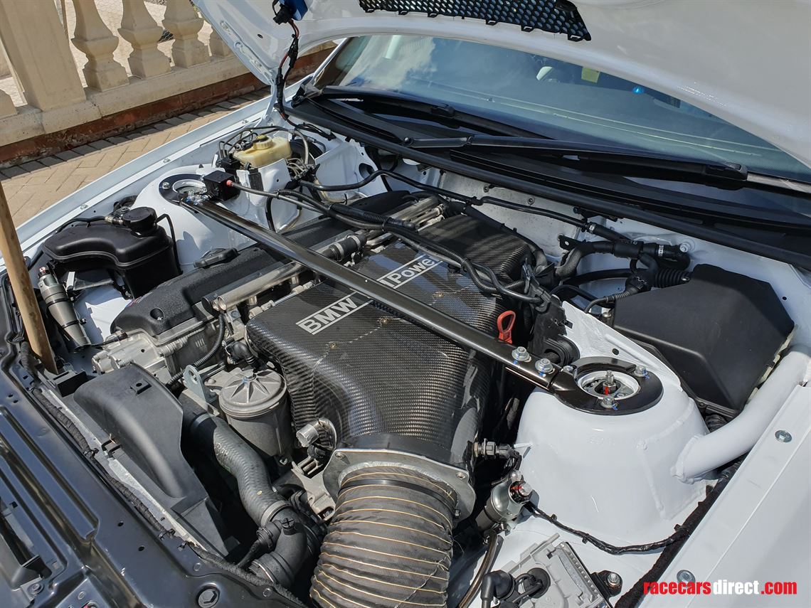 2017-bmw-e46-team-schirmer-gt