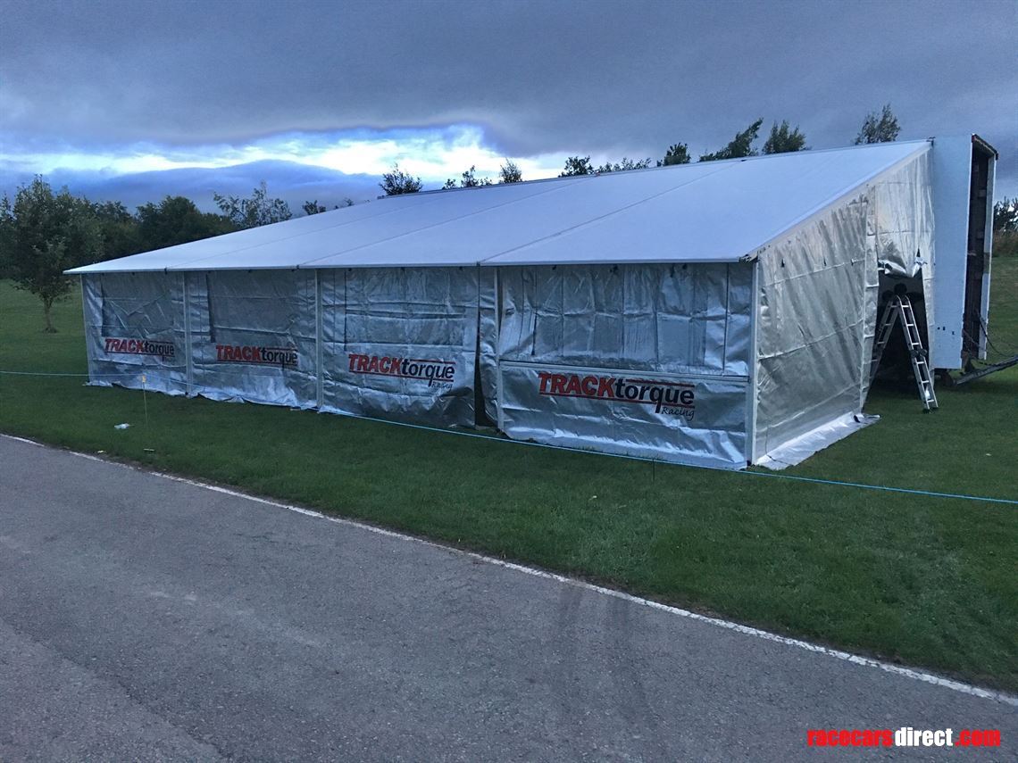 daf-race-transporter-for-3-cars-with-accomoda