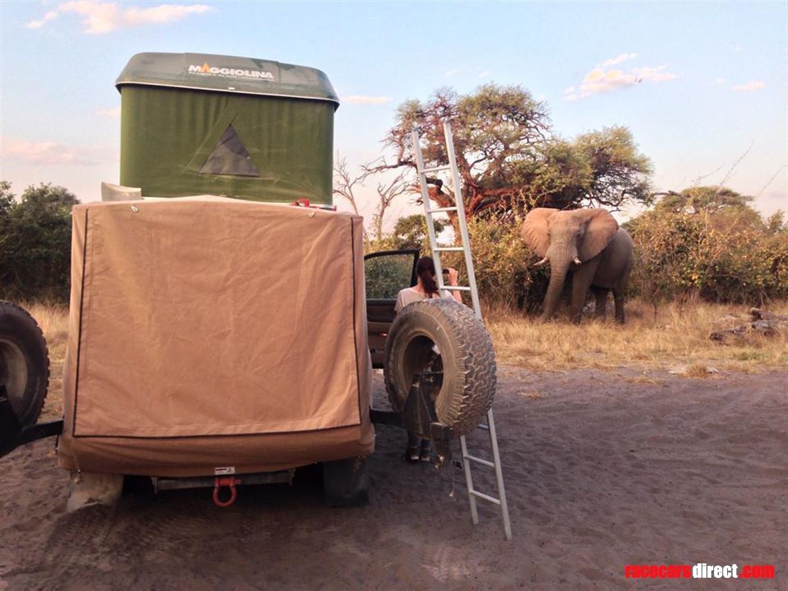 toyota-landcruiser-dakar-car