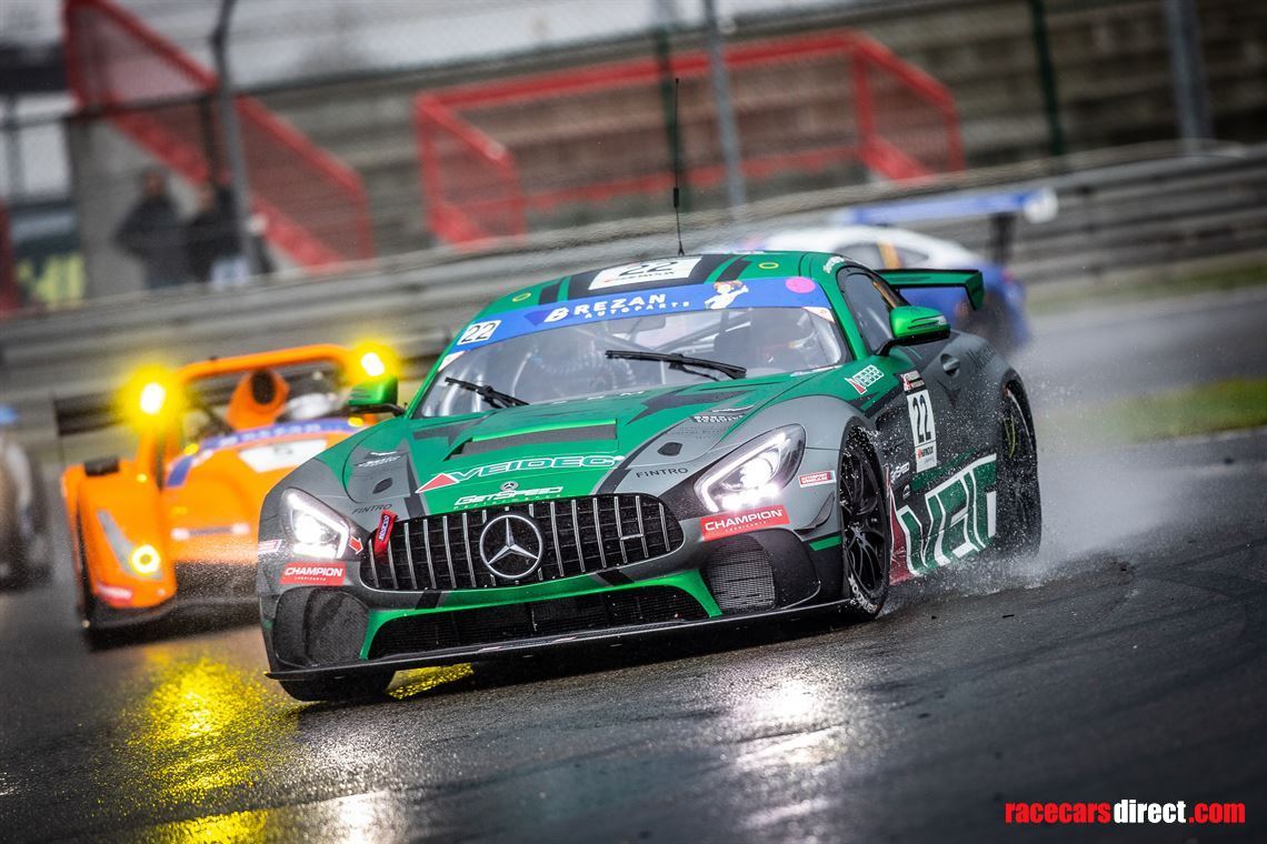1-mercedes-amg-gt4-2019
