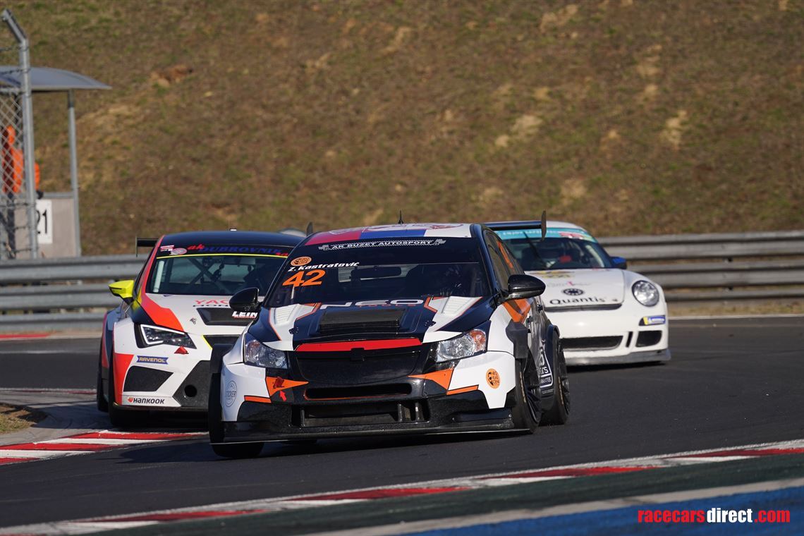 chevrolet-cruze-wtcc-yvan-muller-world-title