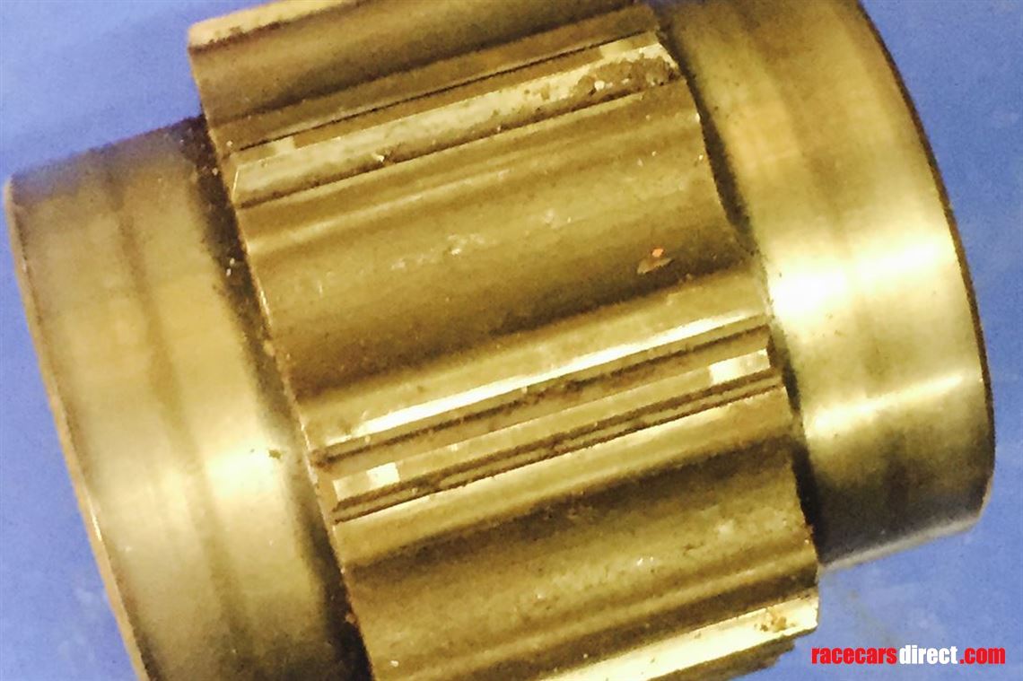 hewland-ld200-gear-hub