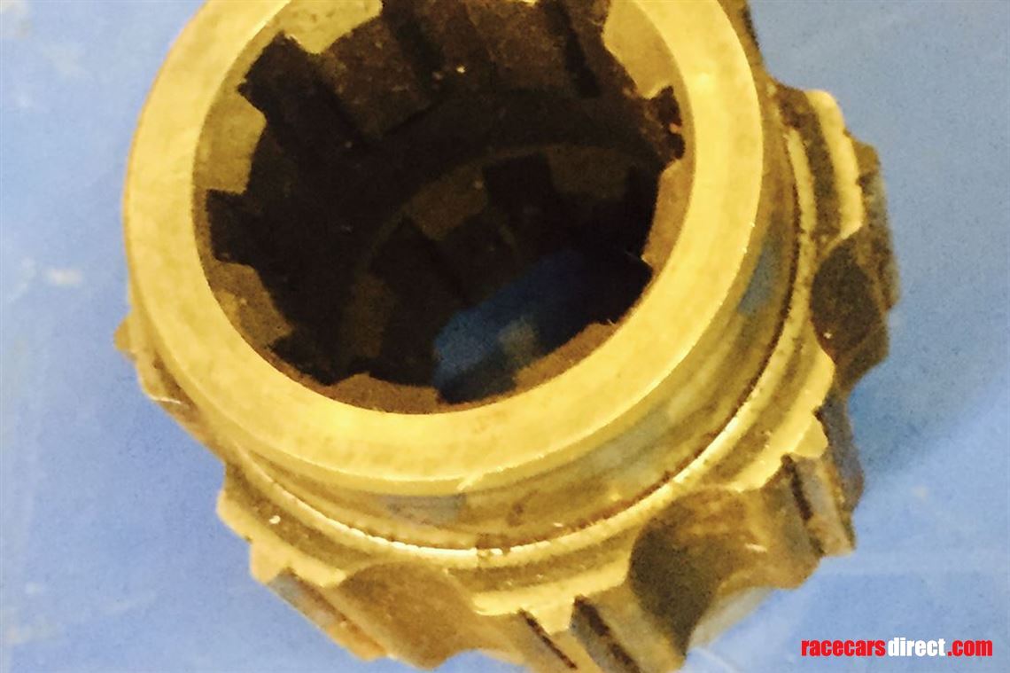 hewland-ld200-gear-hub