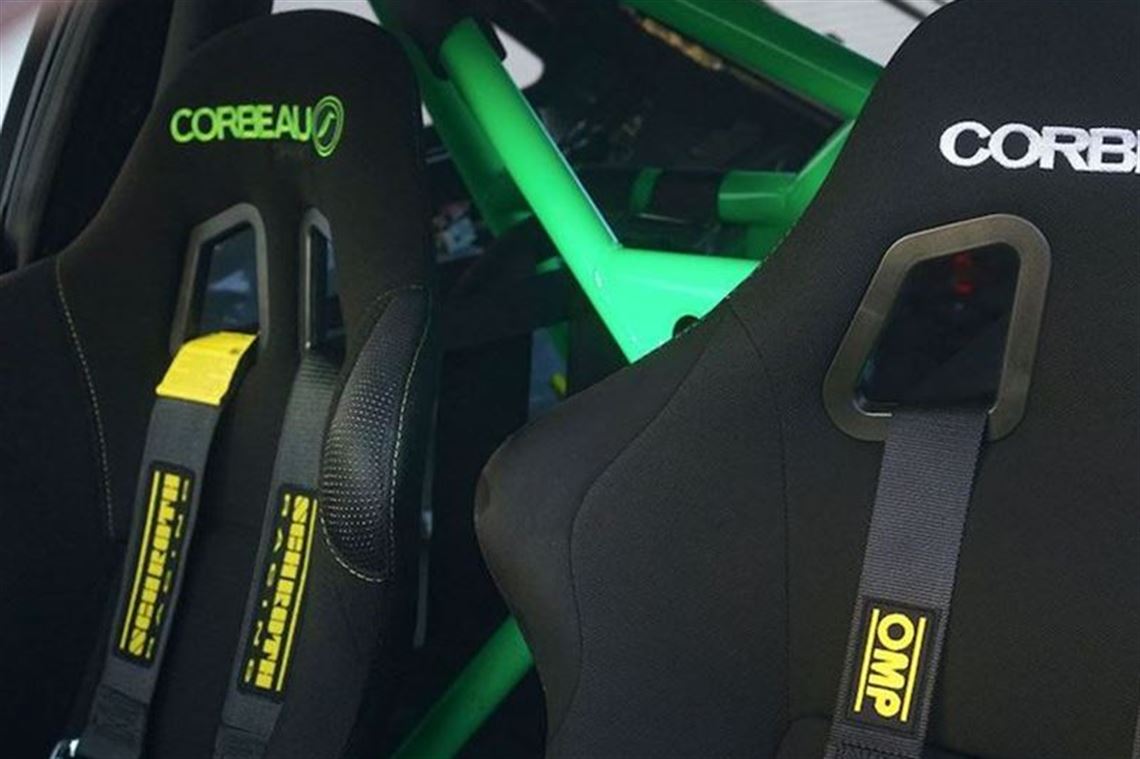 road-legal-track-dc5-honda-integra-type-r-15k