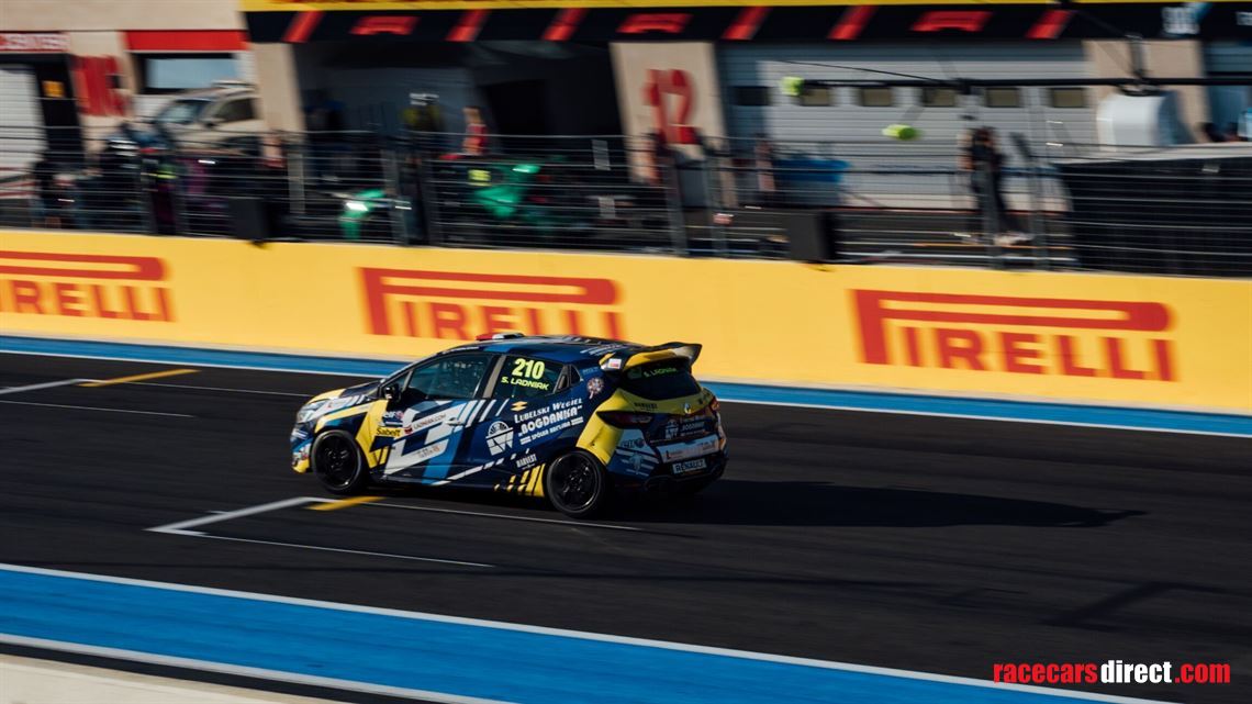 renault-clio-cup-iv-rs