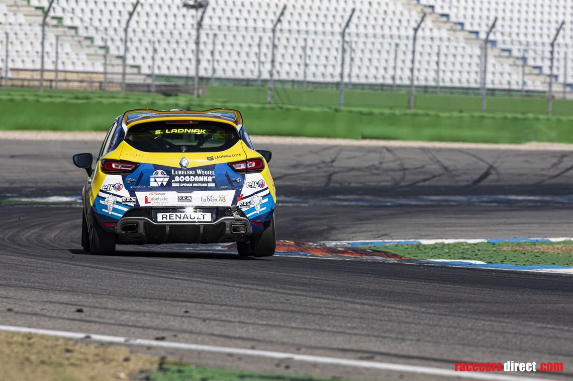 renault-clio-cup-iv-rs