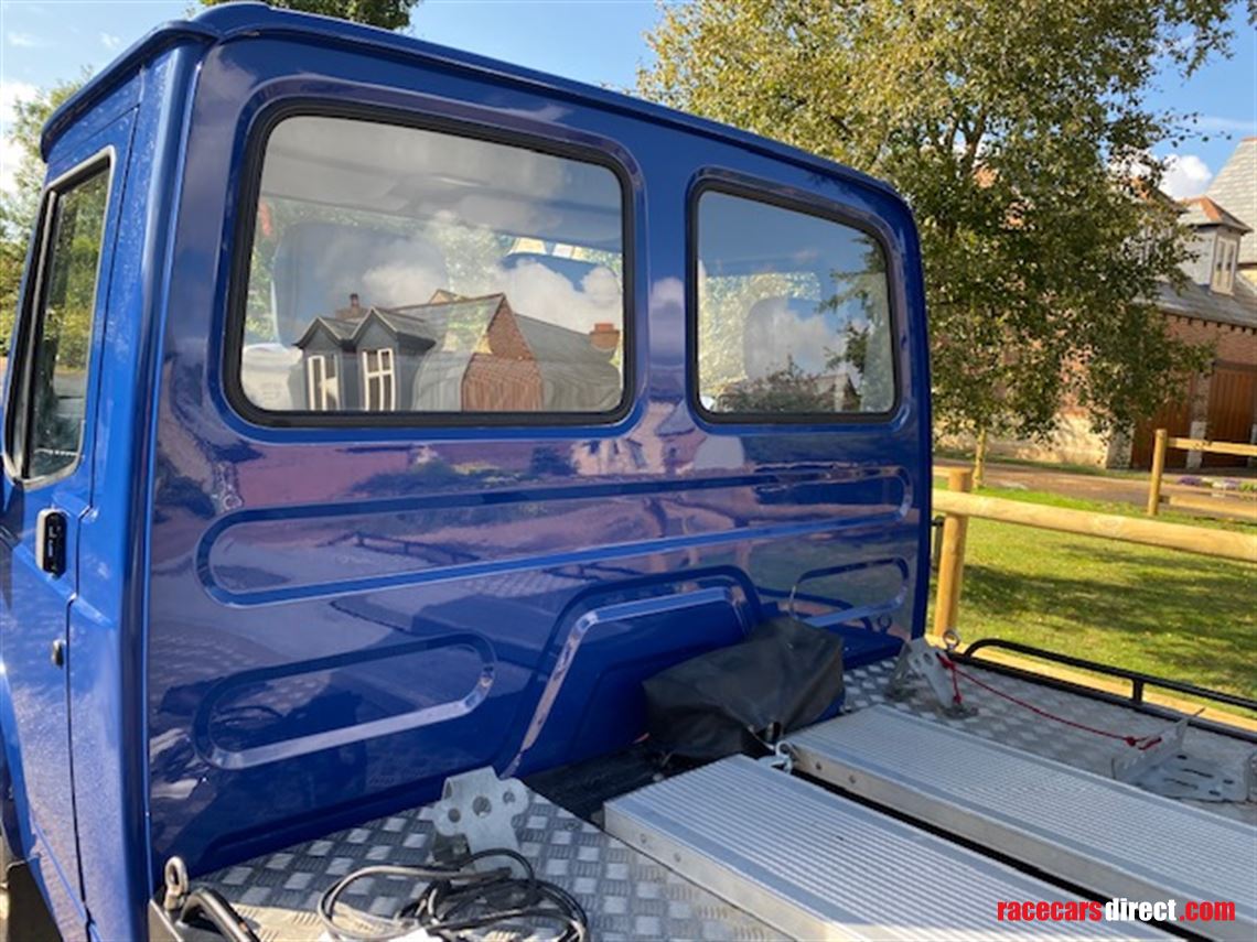 flat-bed-ldv-transporter