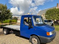 flat-bed-ldv-transporter