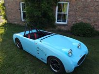 austin-healey-frogeye-sprite-race-sprint-hill