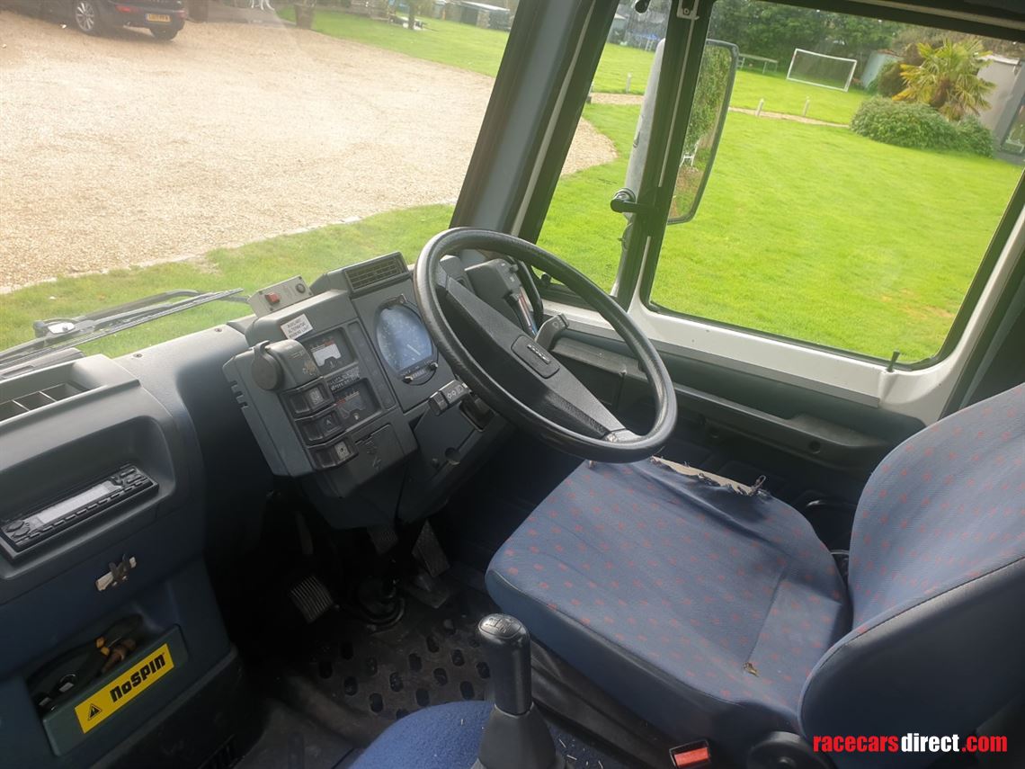 radical-sr3-rs-and-1995-leyland-daff