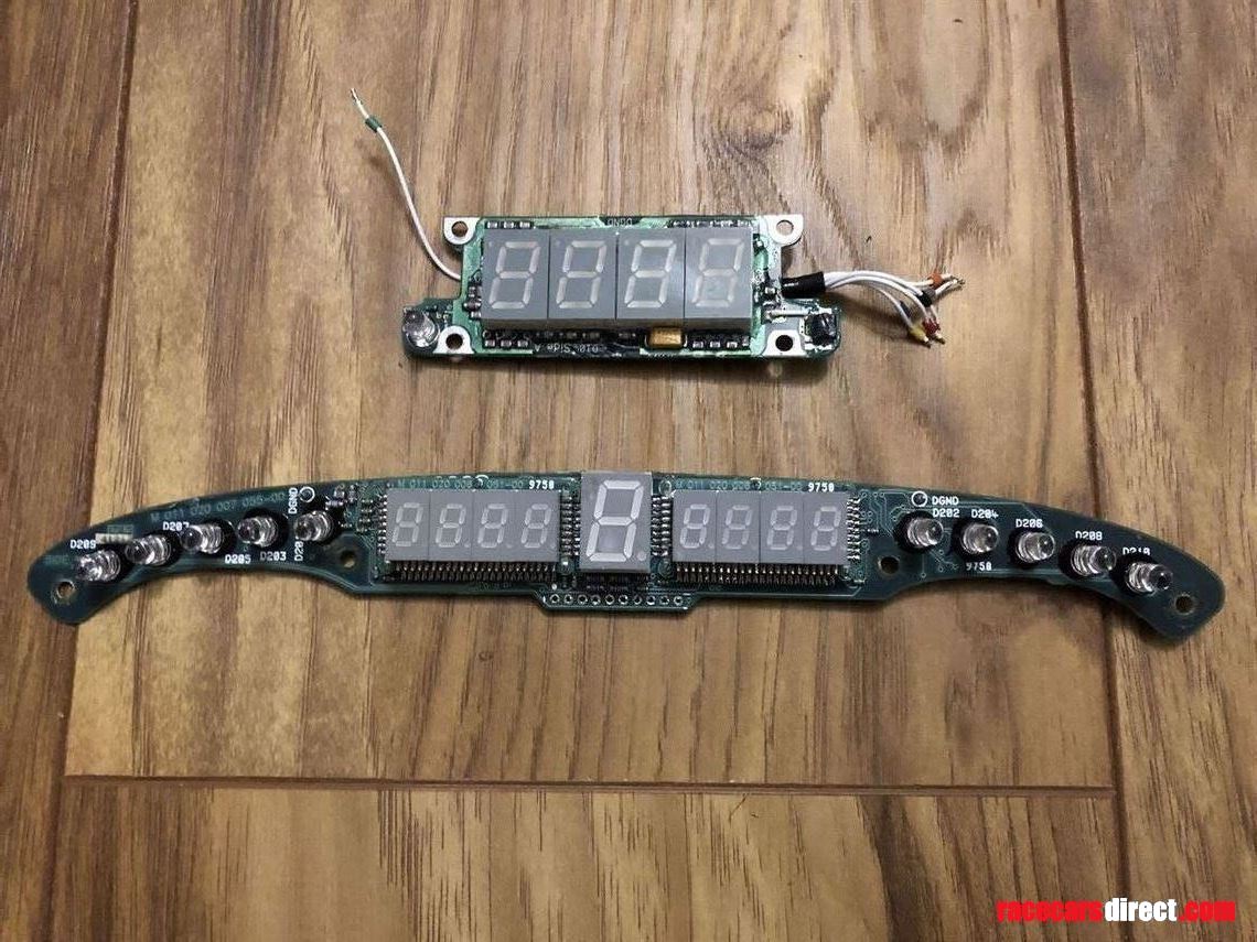 arrows-f1-dash-electronics