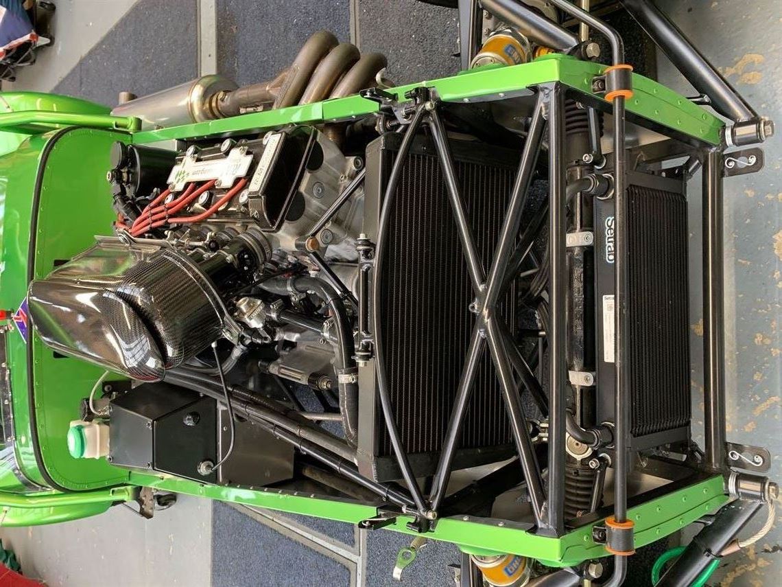 caterham-hayabusa-brand-new-race-car-270-bhp