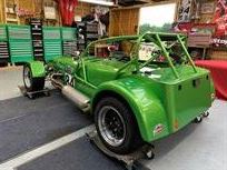 caterham-hayabusa-brand-new-race-car-270-bhp