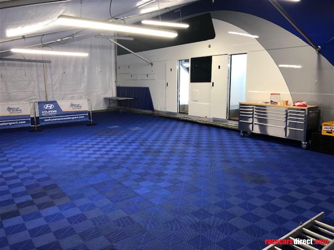 hopkins-motorsport-race-trailer-and-truck