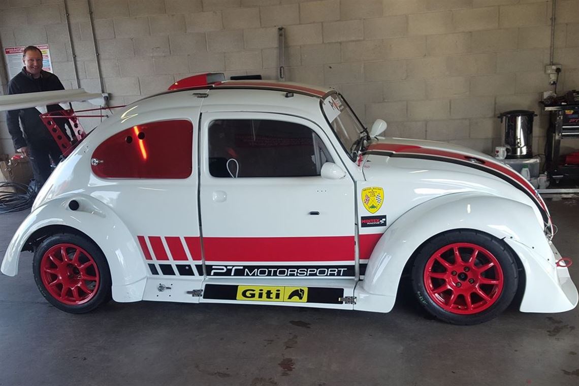 funcup-evo-1-race-car