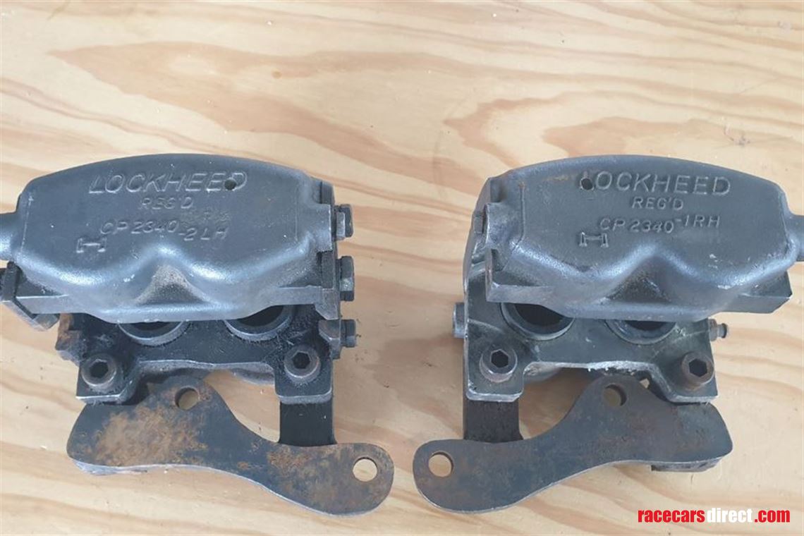 historic-lockheed-ap-4-pot-brake-calipers
