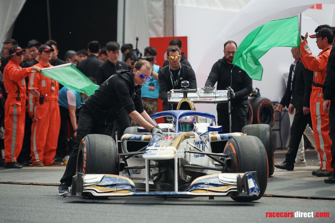 tdf-1-based-on-a-2011-sauber-c30-f1-car