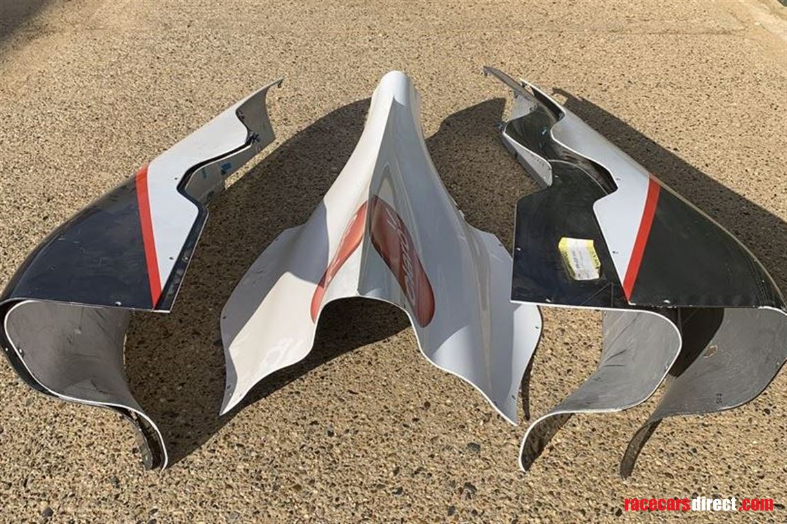 tdf-1-based-on-a-2011-sauber-c30-f1-car