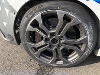 renault-clio-cup-2015-generation-4-race-car-f