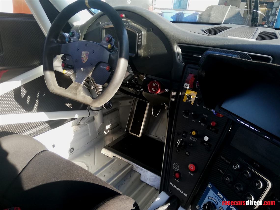 porsche-991-carrera-cup-endurance-car