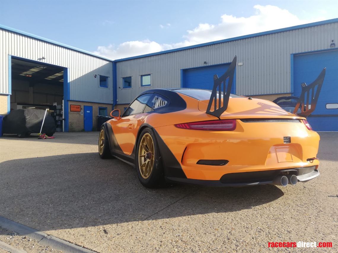 porsche-991-carrera-cup-endurance-car