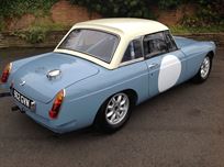 mgb-roadster-fia-historic-race-rally-car