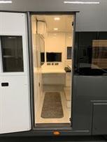 2018-luxury-race-transporter-with-large-day-l