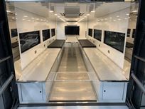 2018-luxury-race-transporter-with-large-day-l