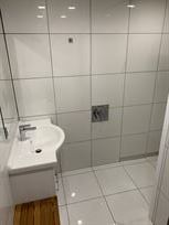 2018-luxury-race-transporter-with-large-day-l