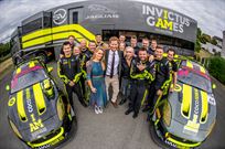 2018-luxury-race-transporter-with-large-day-l