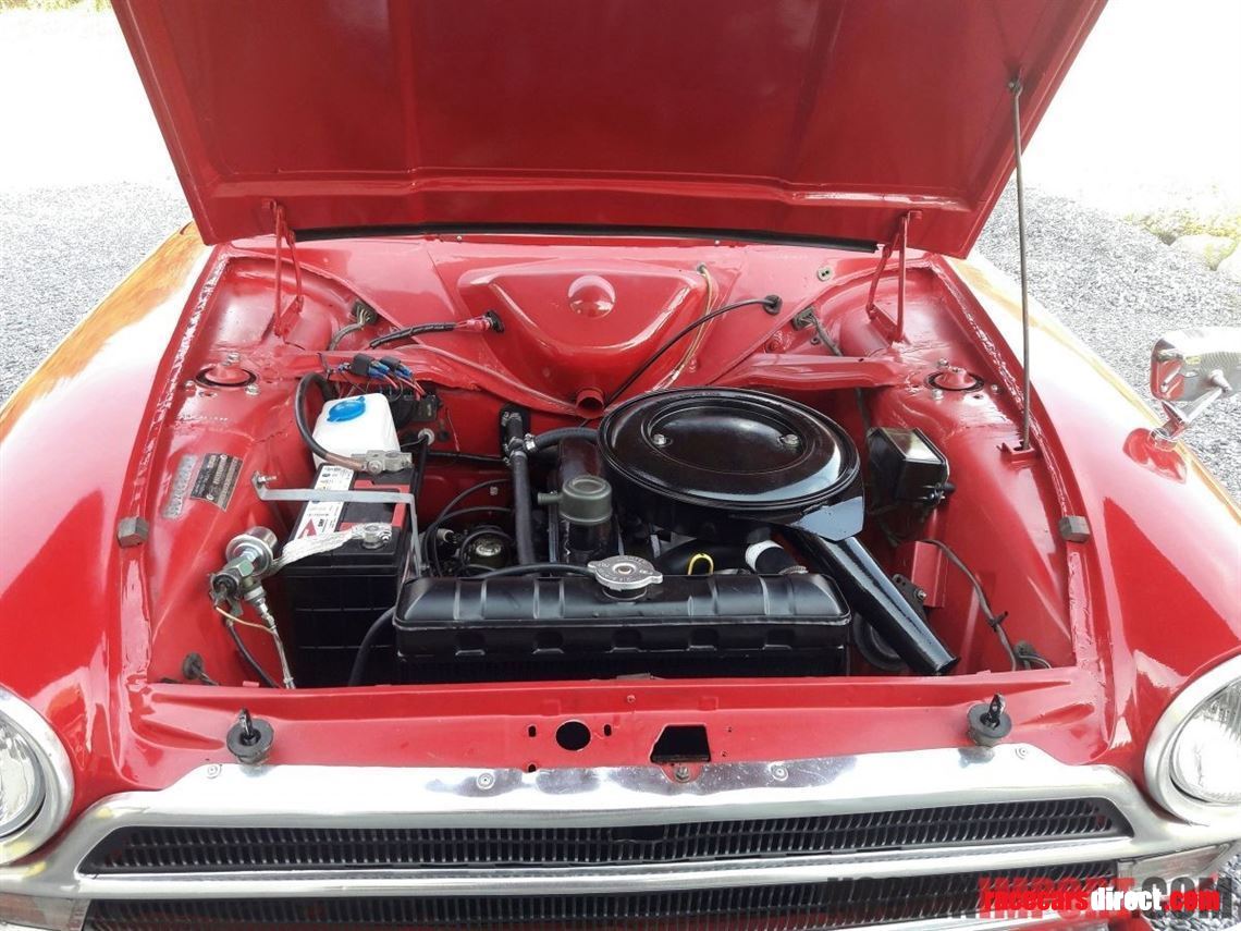 ford-cortina-gt-replica