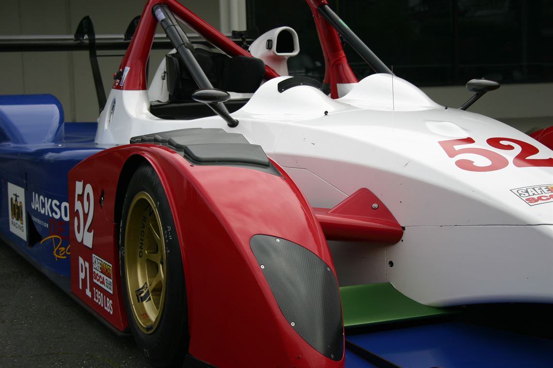 2012-wolf-gb08-cn-2-two-seat-sports-racer
