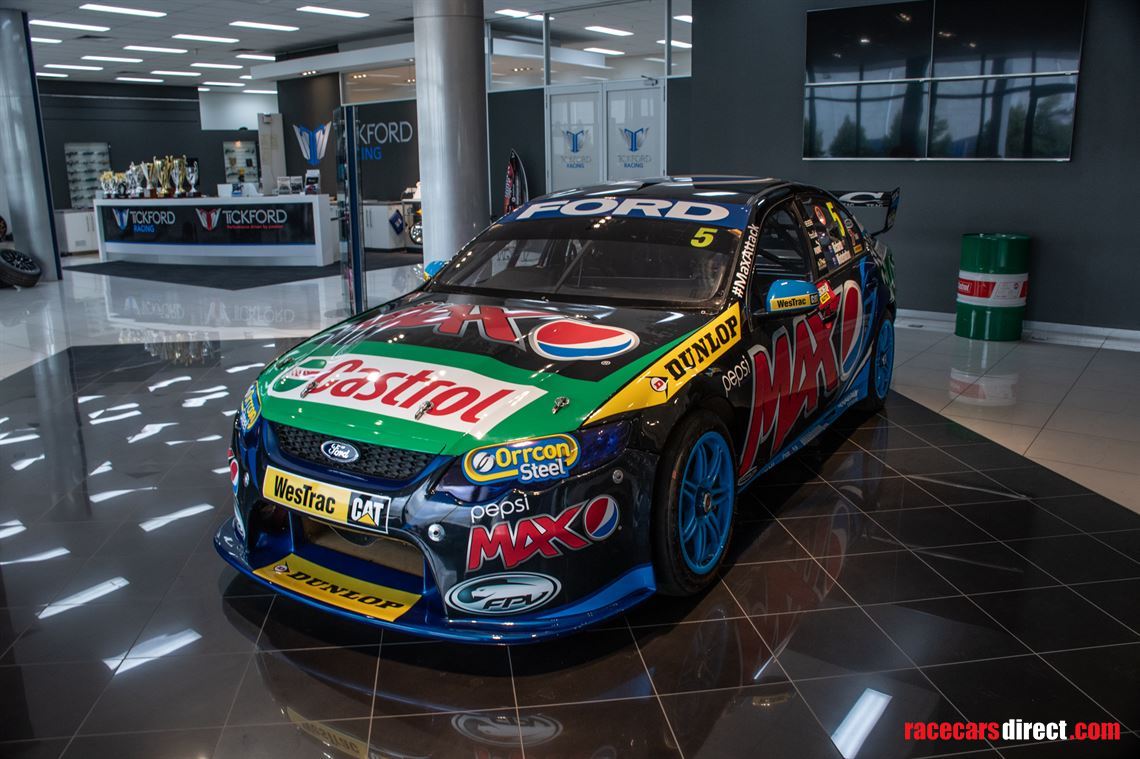 2013 Bathurst winning Falcon V8 Supercar