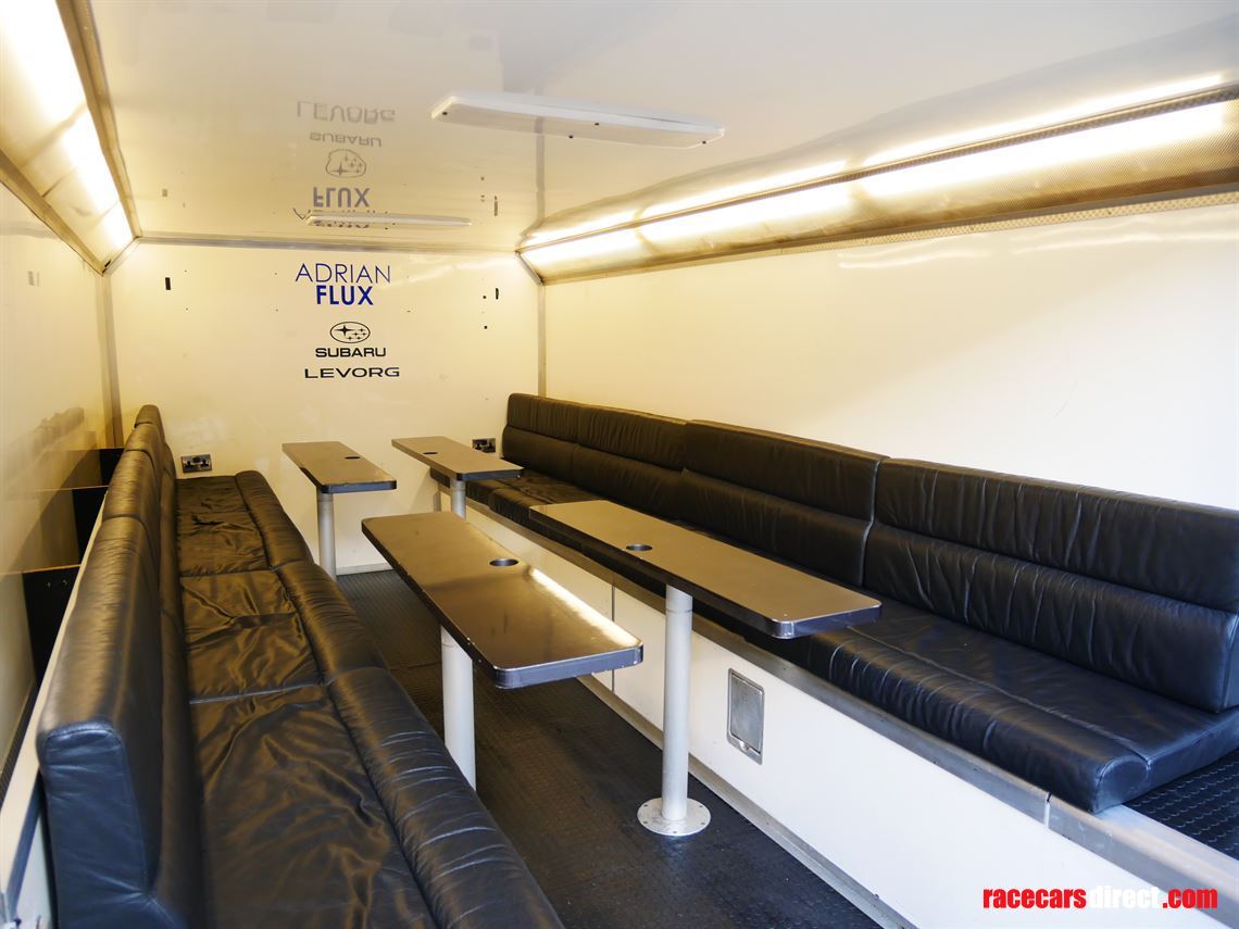 3-car-transporter-with-living