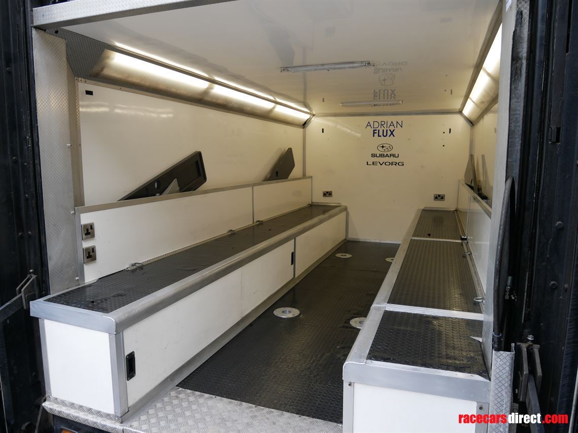 3-car-transporter-with-living