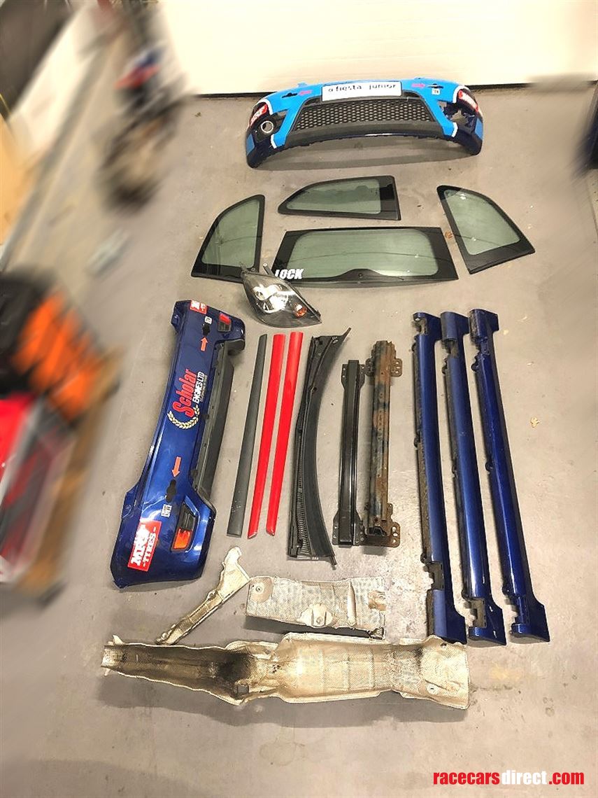ford-fiesta-st150-race-car-and-spares-ready-f