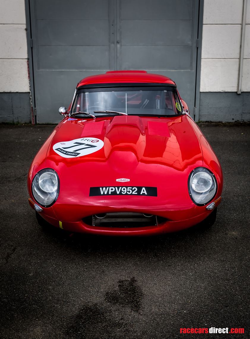 jaguar-e-type-semi-lightweight