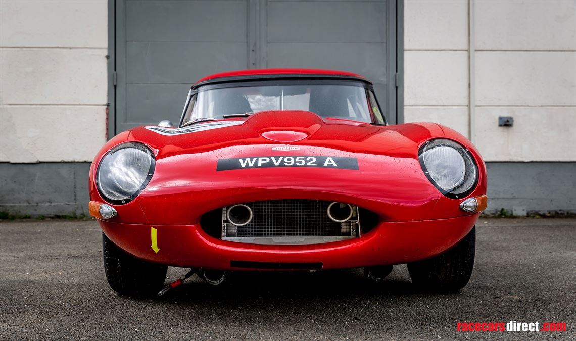 jaguar-e-type-semi-lightweight